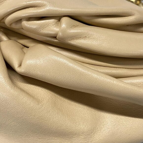 Auth BOTTEGA VENETA The Chain Pouch chain shoulder Beige Leather - Picture 9 of 14
